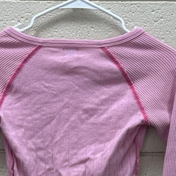 Urban Outfitters BDG Pink Crop Thermal Top size M - Picture 6 of 8